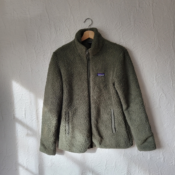 Patagonia Jackets & Blazers - Sage Green Patagonia Fleece Large